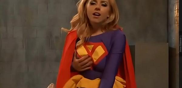 supergirl heroine cosplay